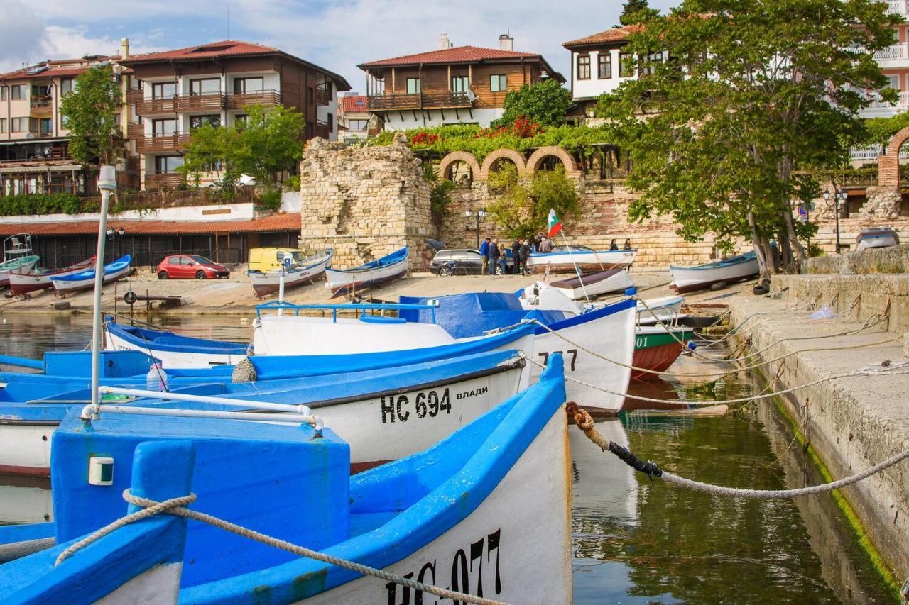 Desi House 302B Cozy Studio Nesebar Apartamento Exterior foto